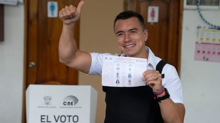 Daniel Noboa virtual ganador elecciones de Ecuador logrando por encima del 52.4% de los votos y González por debajo del porcentaje en la segunda vuelta
