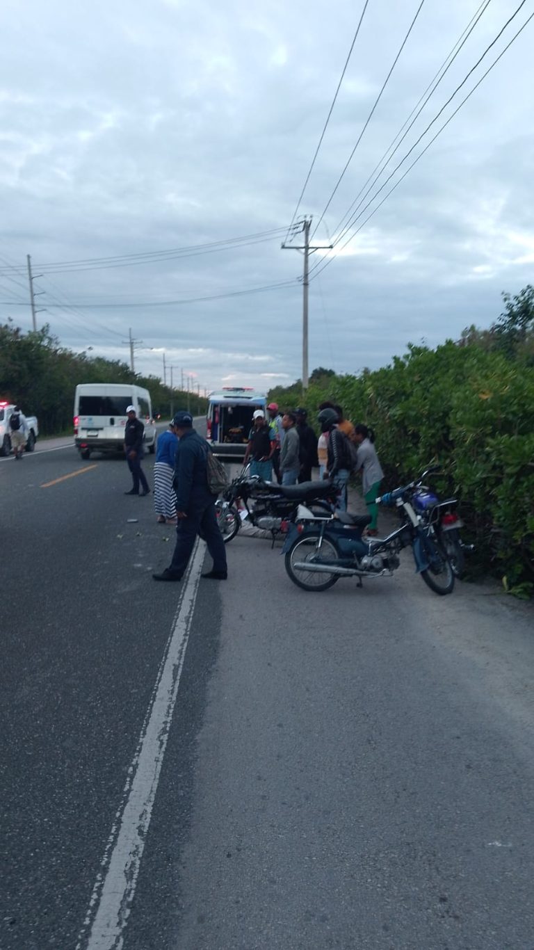Tragedia en Juanillo | Camión volteo choca a gemelos en motocicleta dejándolos gravemente heridos y emprendiendo la huida