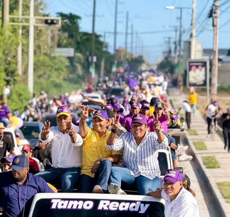 Manolito Ramírez muestra su poderío en la impresionante caravana «LA RUTA DEL TRIUNFO» en Verón Punta Cana