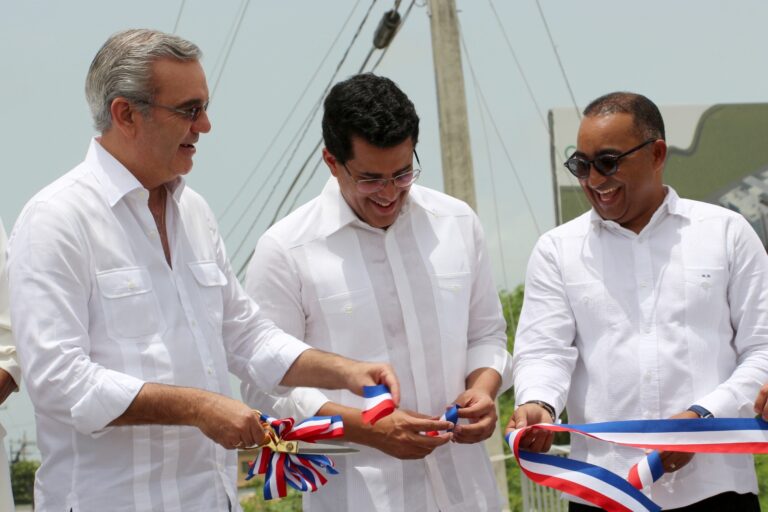 Alcalde Manolito Ramírez en inauguración de la vía Domingo Maíz «Presidente Abinader Verón sabe agradecer»