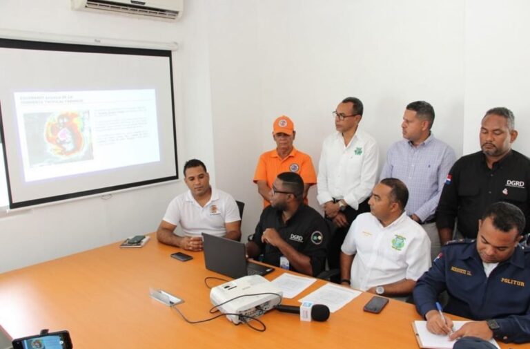 Ayuntamiento de Verón-Punta Cana activa planes de emergencia ante el paso del huracán Beryl