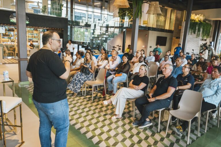 CEPM y Evergo celebran el Día Internacional del Periodista junto a profesionales de la Zona Este