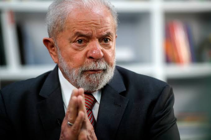 Presidente Lula es hospitalizado tras sufrir accidente doméstico y cancela viaje a la cumbre de los BRICS por recomendación médica