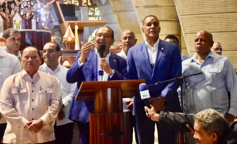 Padre Evaristo Areché rector de la Basílica de Higüey aboga por participación de choferes en transporte escolar durante misa del Día Nacional del Chofer