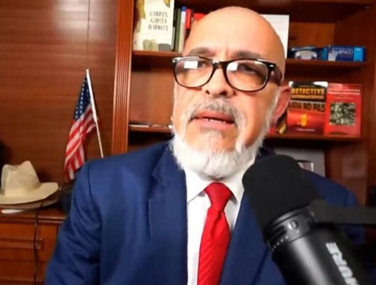 “Detective” Ángel Martínez acumula una tormenta legal: múltiples querellas por difamación, injuria y extorsión sacuden al polémico comunicador