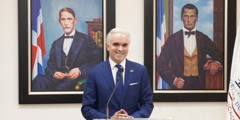 Año escolar 2025-2026 inicia el lunes 25 de agosto según el Ministerio de Educación