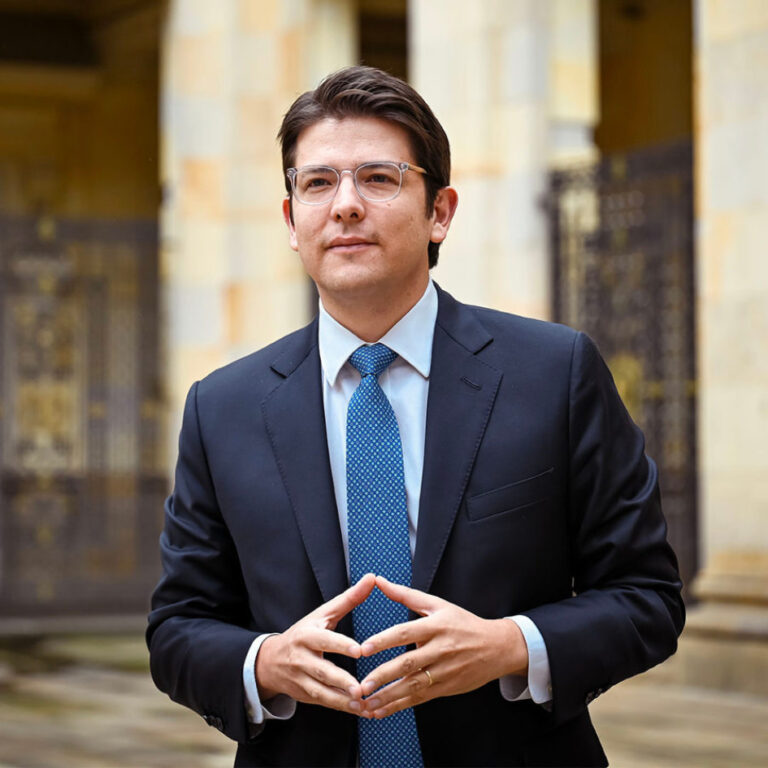 Expresidentes de colombia cierran filas tras atentado contra Miguel Uribe Turbay