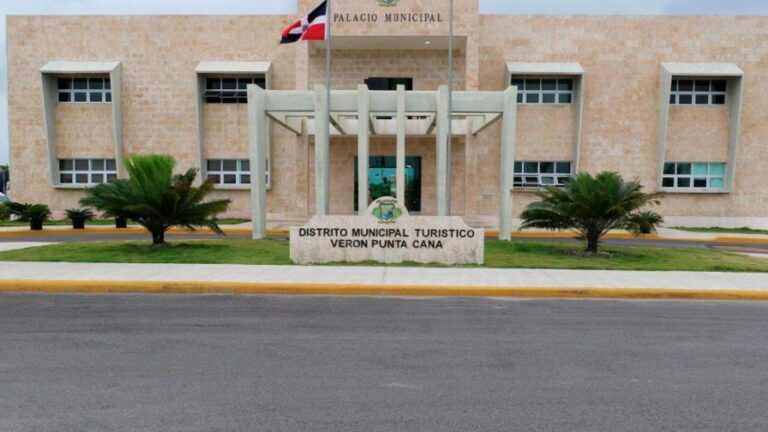 Senado aprueba en primera lectura elevar a Verón-Punta Cana a municipio, pero propuesta podría perimir por falta de tiempo