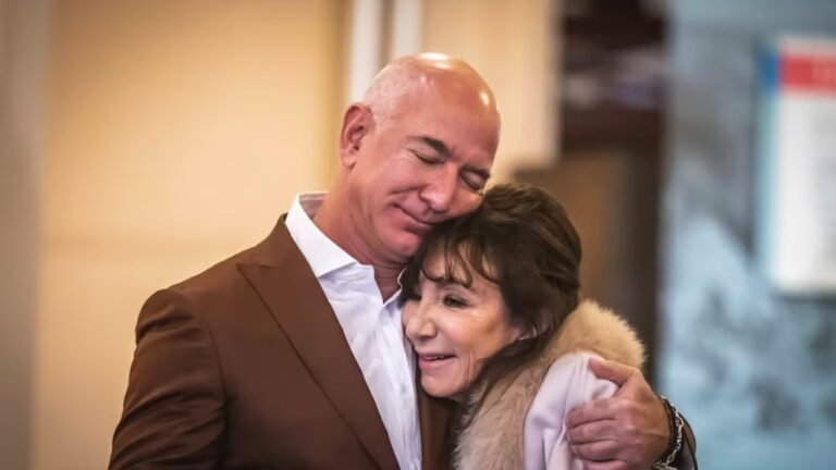 Murió “Jackie”, madre de Jeff Bezos, tras prolongada batalla contra la demencia