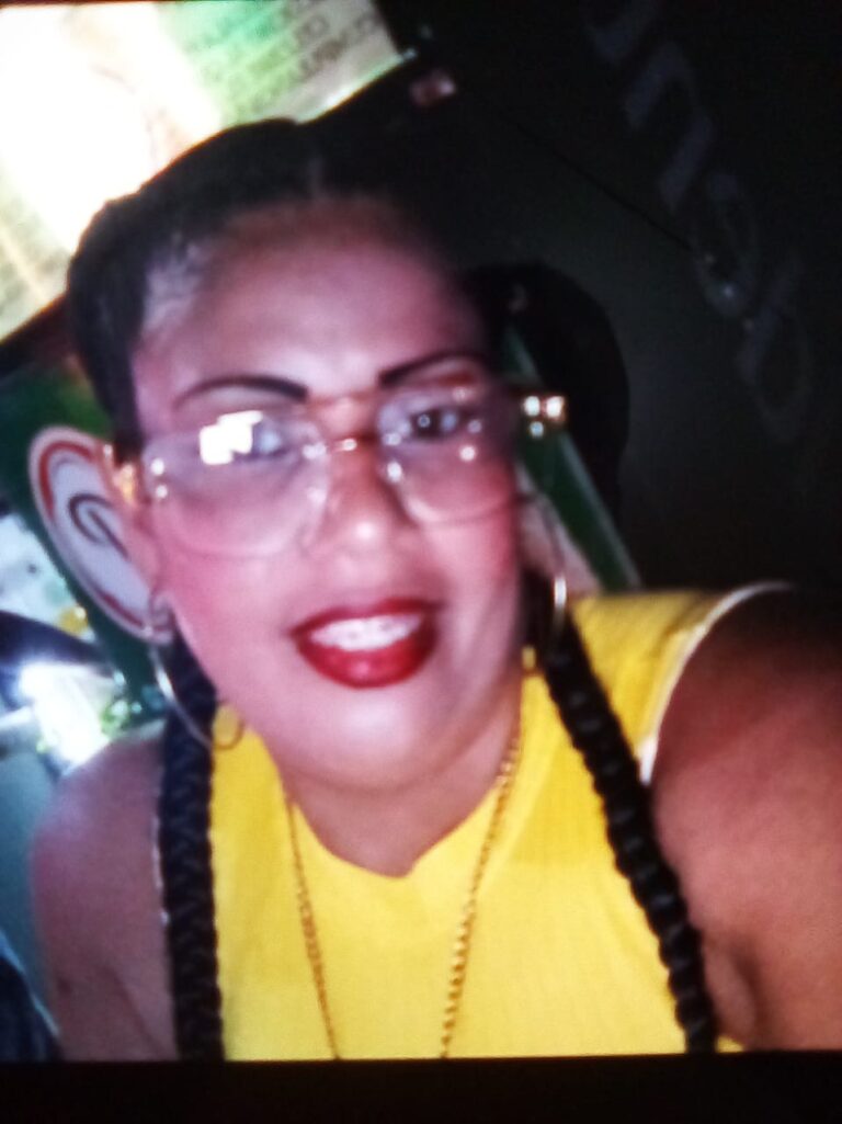 Feminicidio en Villa Playwood, Verón: Hombre mata a su pareja e ingiere veneno y muere