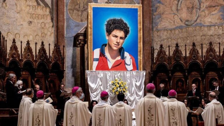 Carlo Acutis, el “Influencer de Dios”, será canonizado como el primer Santo Milenial