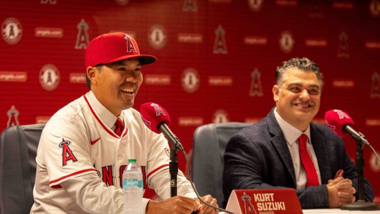 Angelinos eligen a kurt suzuki como mánager