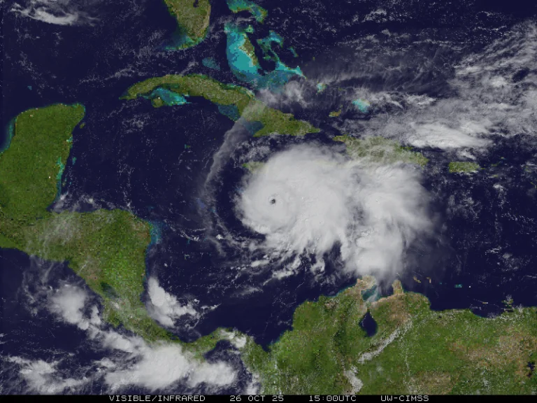 Trayectoria del huracán Melissa : Sube a categoría 4, avanza muy lento y amenaza continuar con más y más lluvias en la Española, Cuba y Jamaica