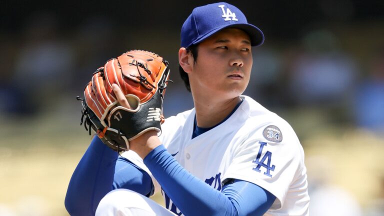 Ohtani debutará como lanzador en postemporada este sábado ante los Phillies
