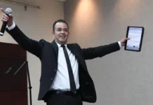Alex Bueno permanece en cuidados intensivos tras complicaciones de salud