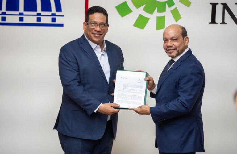 DGII y DGCP ordenan facturación electrónica obligatoria en todas las contrataciones públicas