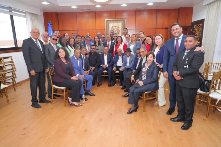 Cámara de Diputados presenta proyecto de ley para promover, proteger y difundir el merengue y la bachata