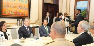 Hegseth afirma que RD es líder regional contra los “narcoterroristas” y respalda ofensiva conjunta con Abinader