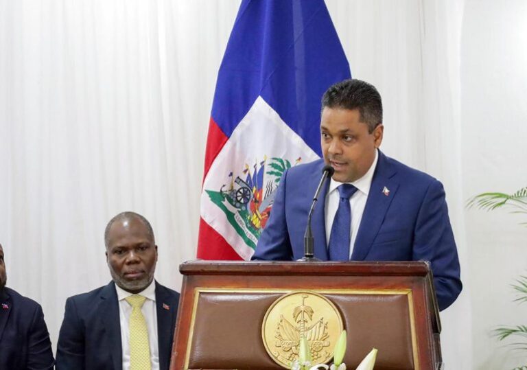 Haití fija elecciones presidenciales y legislativas para agosto de 2026