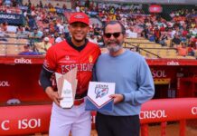 Erik González es elegido Caballero del Año de LIDOM