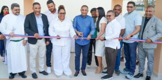 Alcalde Manolito Ramírez deja inaugurado parque en el sector Don Agustín de Verón