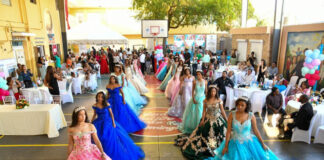 Celebran quinceaños colectivos a 21 adolescentes de escasos recursos en sector Las Cañitas