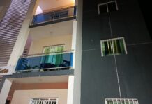 Mujer se lanza de un segundo piso al intentar huir de un intruso