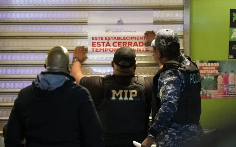 Cierran 17 negocios en Verón-Punta Cana en fuerte operativo de autoridades para imponer el orden