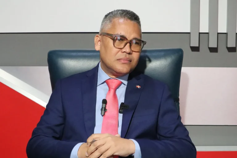 Oremos por Carlos Peña