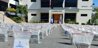 DNCD ocupa 1,670 paquetes de presunta cocaína en costas de Pedernales tras persecución