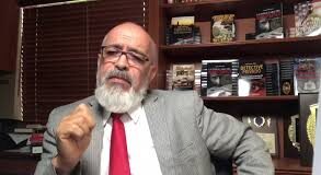 Angel Martínez «El detective» es condenado a prisión suspendida y multa millonaria por difamar a diputado Gory Moya
