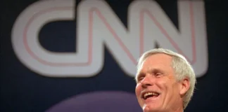 Murió Ted Turner, fundador de CNN y pionero de las noticias 24 horas, a los 87 años