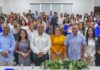 Alcalde Manolito Ramírez entrega 69 becas universitarias a jóvenes de Verón Punta Cana