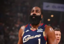 Arrestan a James Harden en Houston por porte ilegal de arma; fue liberado bajo fianza