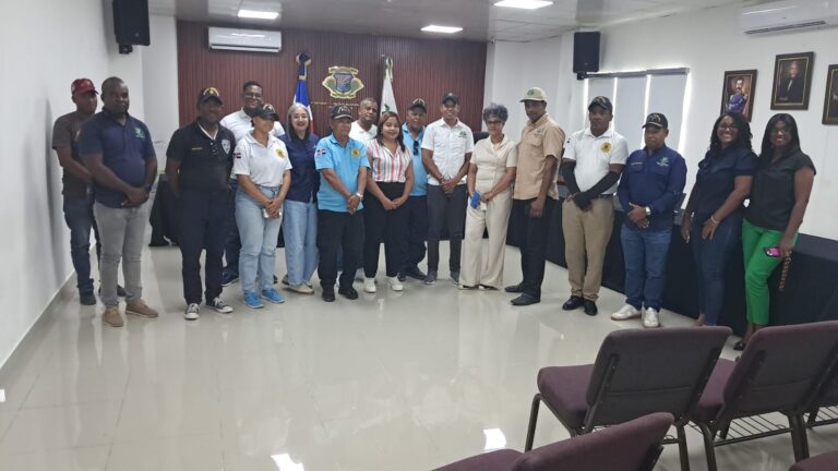 Alcaldía de Verón Punta Cana refuerza acciones ambientales con operativo de limpieza y plan piloto de manejo de residuos