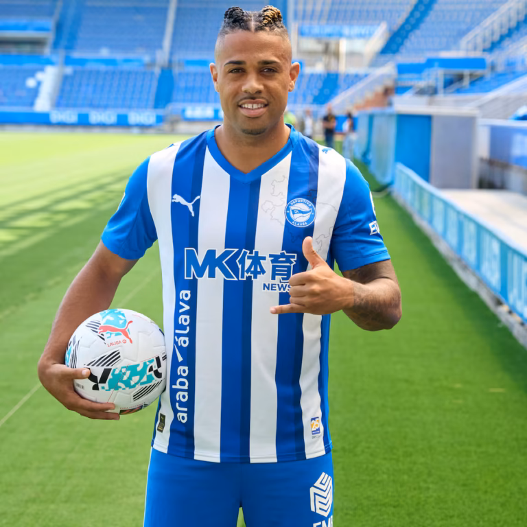 Mariano Díaz se integra a la selección dominicana de fútbol para amistoso ante Panamá