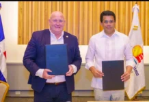 Ministro David Collado firma acuerdo con ITF en Punta Cana para fortalecer la Movilidad Turística Sostenible