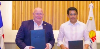 Ministro David Collado firma acuerdo con ITF en Punta Cana para fortalecer la Movilidad Turística Sostenible