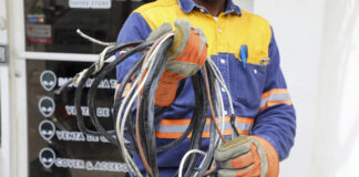 Condenan empresario a dos años de prisión suspendida por fraude eléctrico de RD$47.7 millones