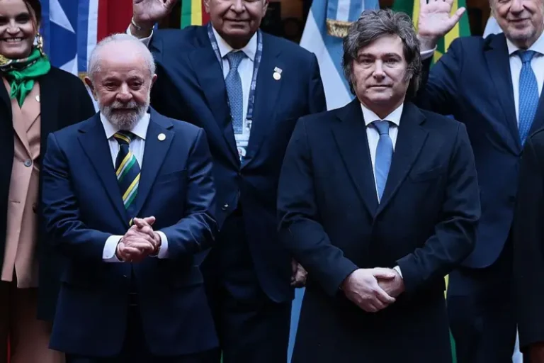 Brasil llama a consultas a su embajador en Argentina tras nuevos ataques de Milei contra Lula