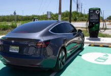 Tesla acelera con ventas récord, pero BYD le arrebata el liderazgo mundial de vehículos eléctricos