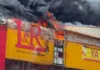 Incendio destruye tienda L&R Comercial en Los Frailes; la empresa suma dos establecimientos consumidos por el fuego en 60 días