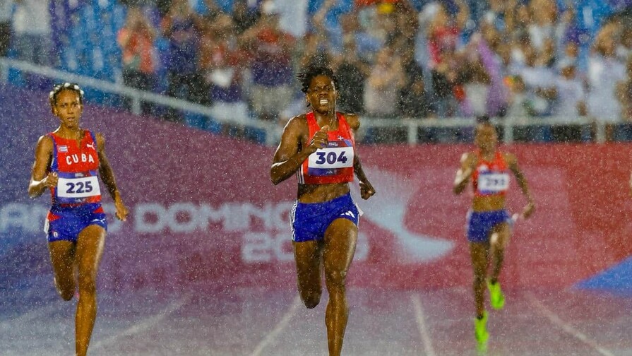 Marileidy Paulino rompe otro récord y baña de oro a RD en los 400 metros de Santo Domingo 2026 | Video
