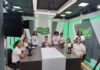 Estudiantes del Colegio Dominico C. International School visitan instalaciones de Grupo de Medios EB