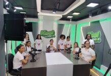 Estudiantes del Colegio Dominico International School visitan instalaciones de Grupo de Medios EB