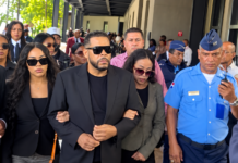 Julián Oro Duro acude a tribunal para audiencia de coerción contra implicados en asalto donde murió su esposa