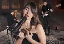 Irán confirma condena de 74 latigazos a la cantante Parastoo Ahmadi por presentarse sin velo