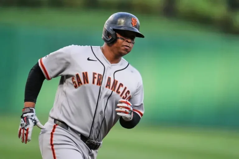 Rafael Devers dispara dos jonrones y lidera triunfo de los Gigantes sobre los Mets