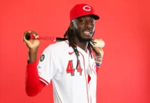 Elly De La Cruz entra al club 30-30 y se convierte en el décimo dominicano en lograrlo