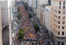 Unas 70,000 personas marchan en Madrid por el derecho a la vivienda; protestas se extienden por España